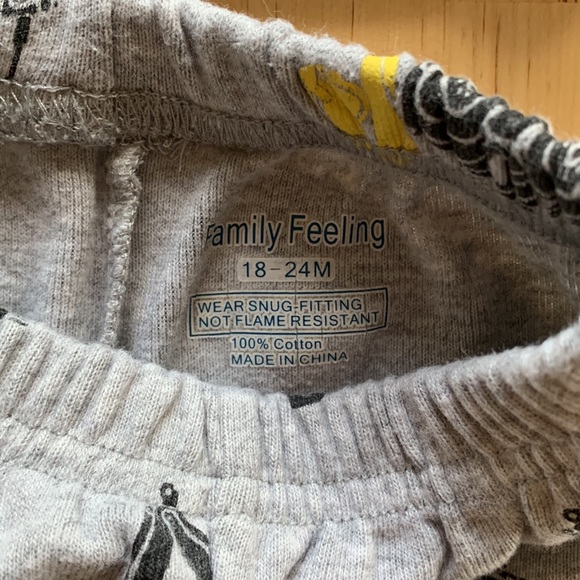 Digger Short Sleeve Set Pajamas 18M - Picture 4 of 5